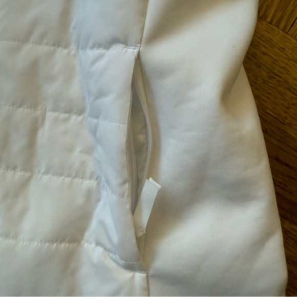 Renwick Women's Quilted & Fleece Lined Vest - White - Size Small - Picture 2 of 6
